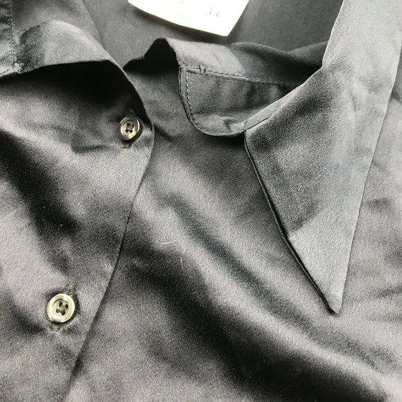 Brandy Melville button up Ruby silky blouse top - Picture 6 of 8